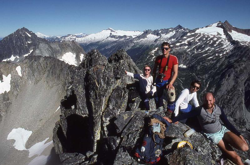 Ptarmigan Trav 014 Aug-1986 Top of Magic Mtn.jpg